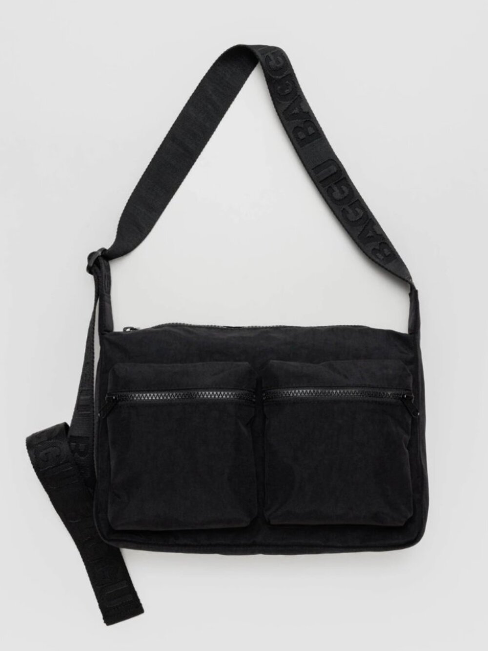 BAGGU Medium Cargo Crossbody Black - Picture 4 of 5